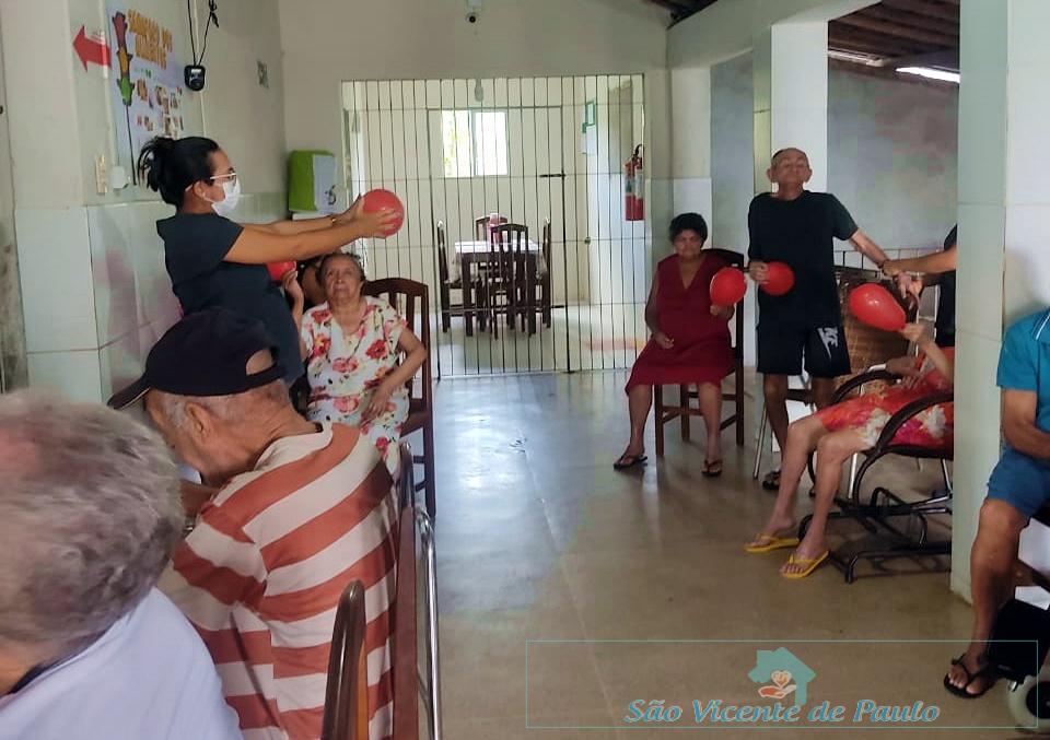 Oficina de alongamento muscular para nossos idosos